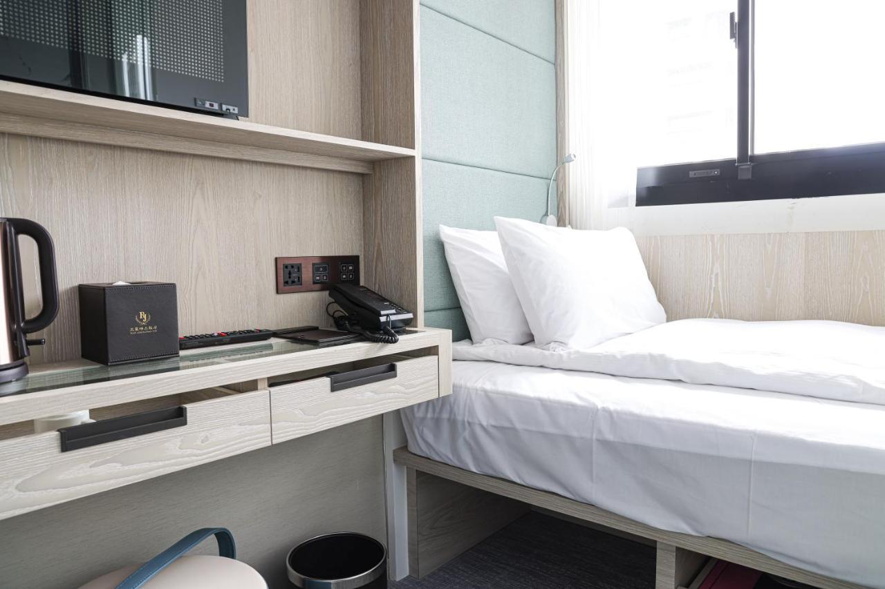 Royal Jade Boutique Hotel Tajpej Kültér fotó
