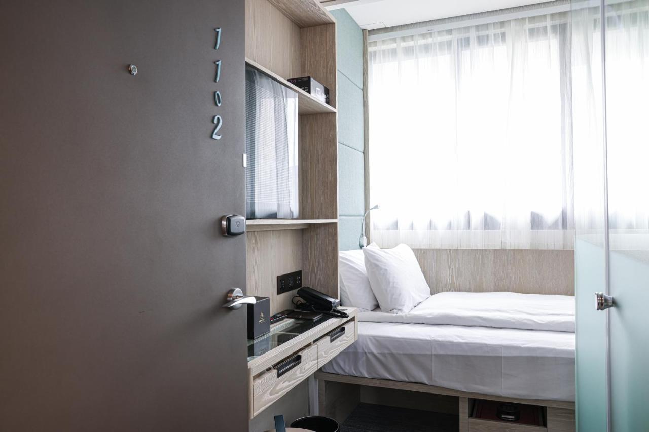 Royal Jade Boutique Hotel Tajpej Kültér fotó