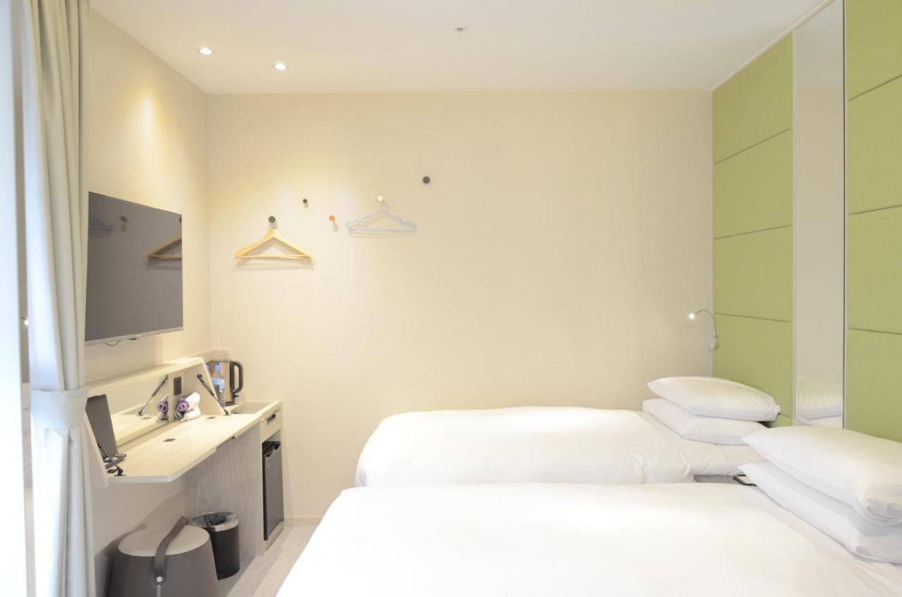 Royal Jade Boutique Hotel Tajpej Kültér fotó